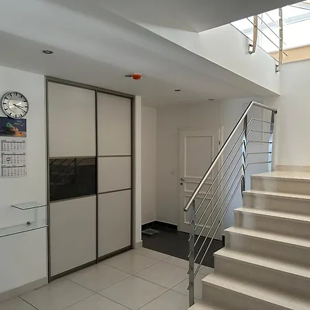 Spacious 1 Bedroom 4 Star Apartment, Appartement *