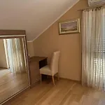 Spacious 1 Bedroom 4 Star Apartment, *