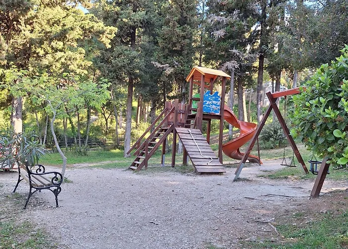 Spacious 1 Bedroom 4 Star Apartment, 公寓 米利尼