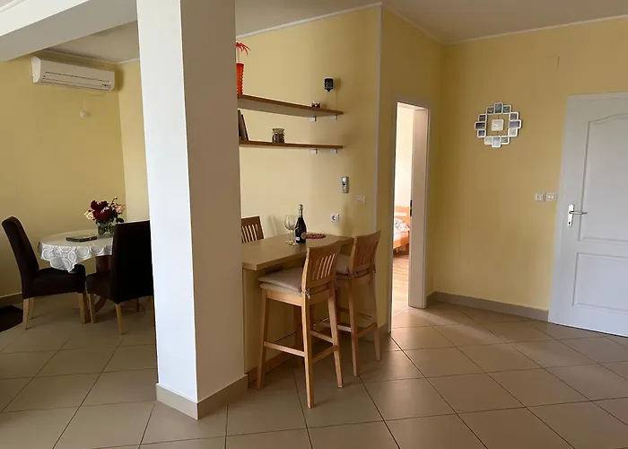 公寓 Spacious 1 Bedroom 4 Star Apartment, 米利尼